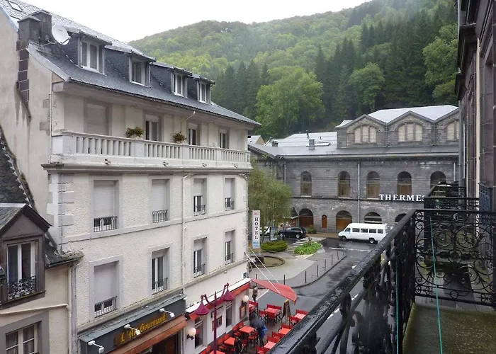 Appartement Renove Avec Balcon Et Wi-fi, Mont-dore - Fr-1-608-171 Le Mont-Dore